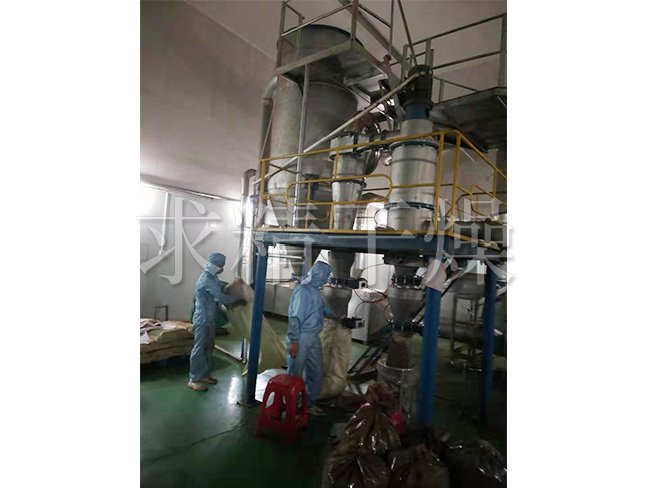 XSG系列旋轉(zhuǎn)閃蒸干燥機(jī)